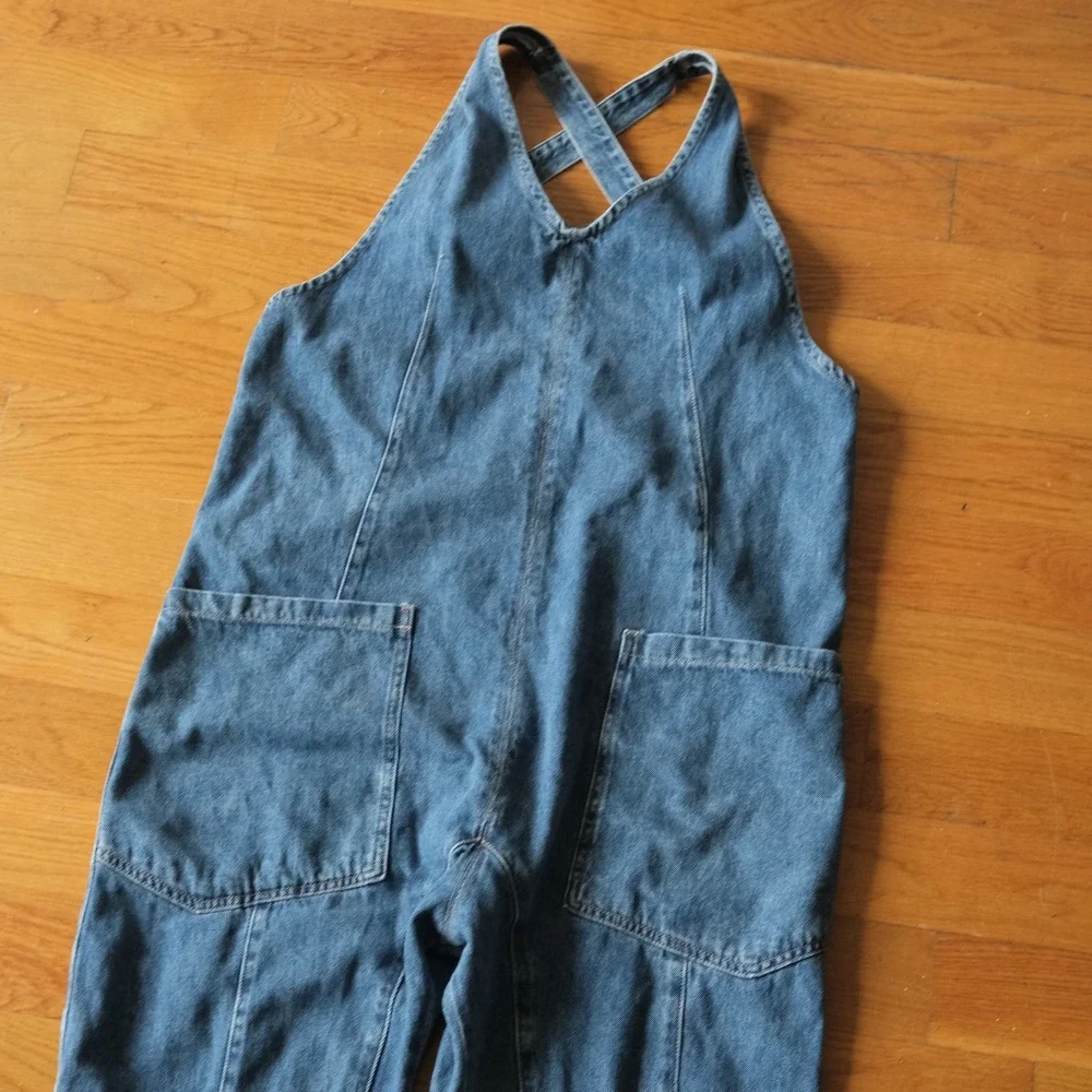 Free People High Roller Jumpsuit Womens Blue Denim Relaxed Boho Size M Overall - Picture 4 of 9